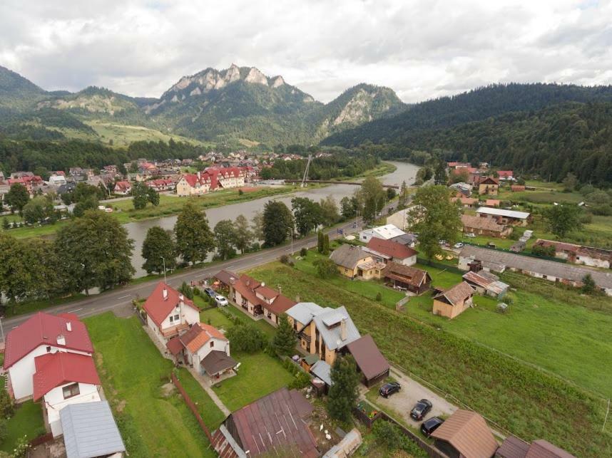 Penzion Pod Troma Korunami Červený Kláštor المظهر الخارجي الصورة